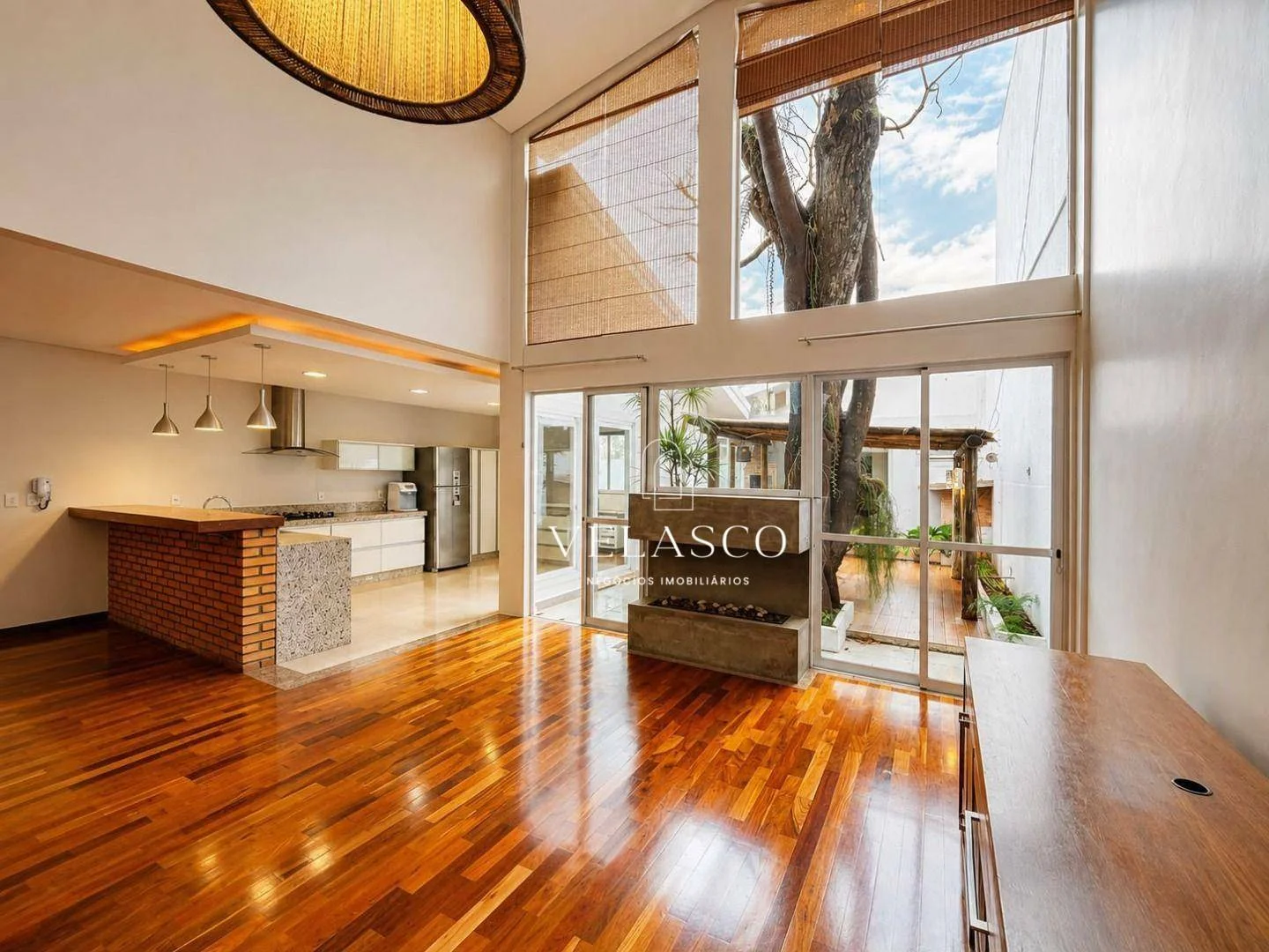 Casa com 4 dormitórios à venda, 245 m² por R$ 2.150.000 - Tropical - Cascavel/PR