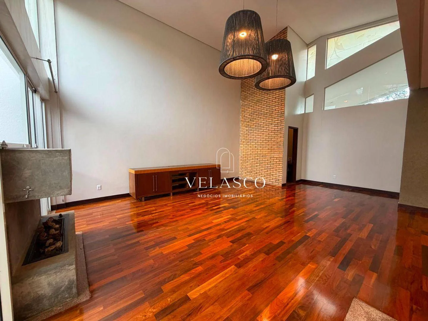 Casa com 4 dormitórios à venda, 245 m² por R$ 2.150.000 - Tropical - Cascavel/PR