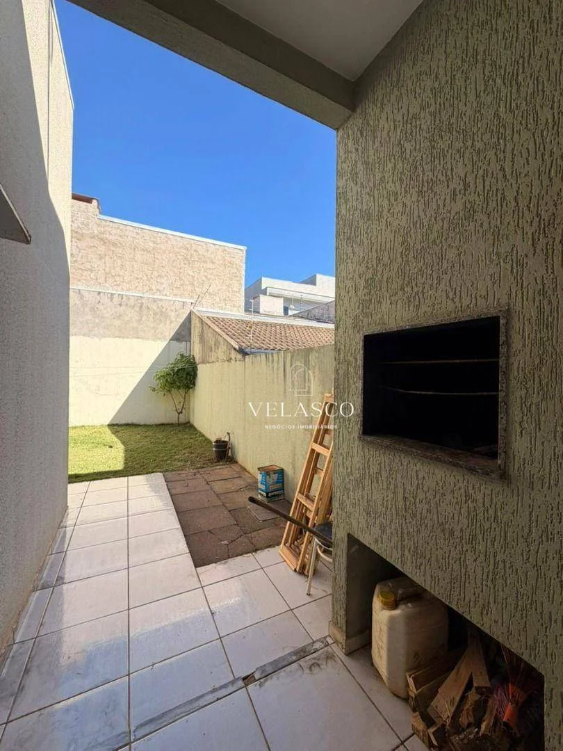 Casa com 3 dormitórios à venda, 73 m² por R$ 450.000 - Santa Felicidade - Cascavel/PR