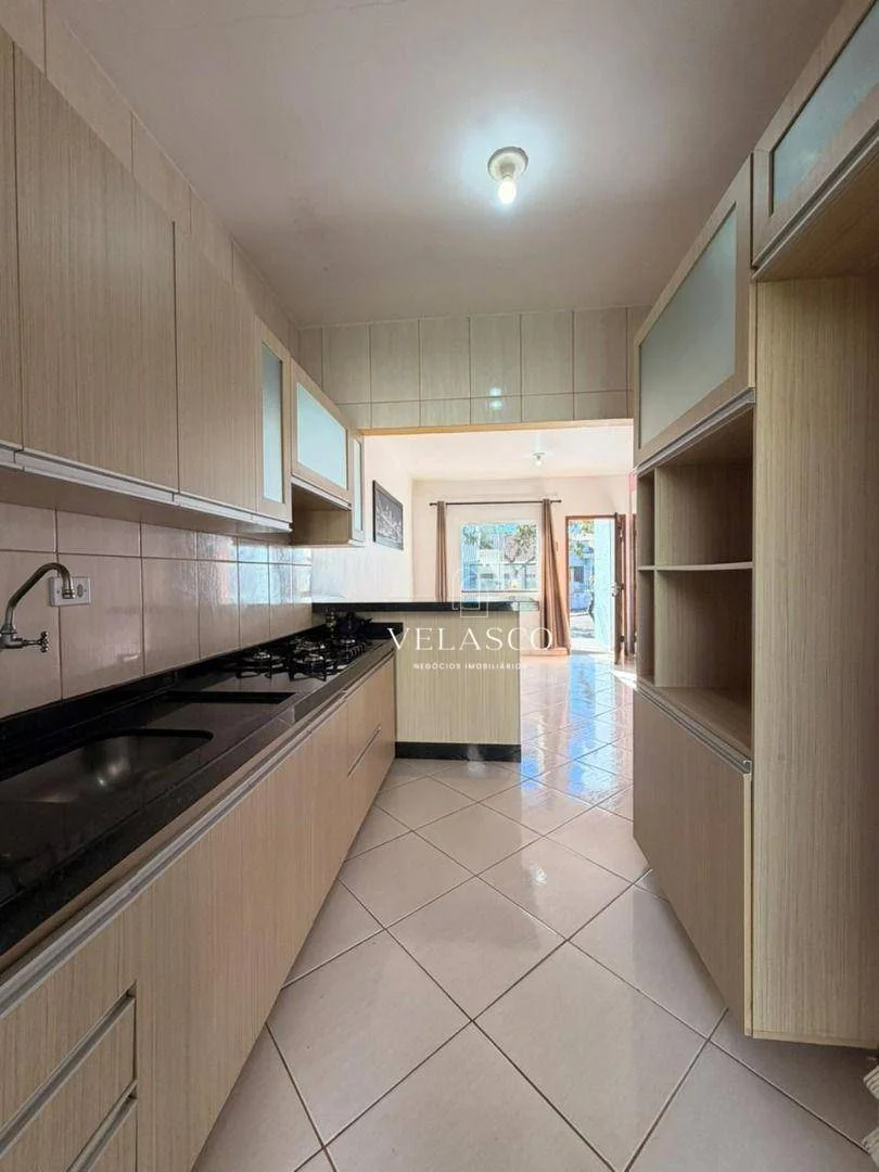 Casa com 3 dormitórios à venda, 73 m² por R$ 450.000 - Santa Felicidade - Cascavel/PR