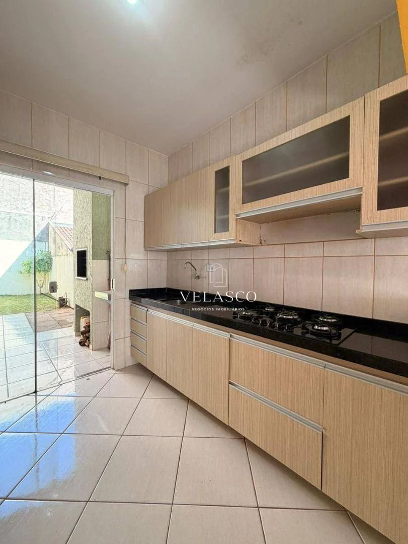 Casa com 3 dormitórios à venda, 73 m² por R$ 450.000 - Santa Felicidade - Cascavel/PR