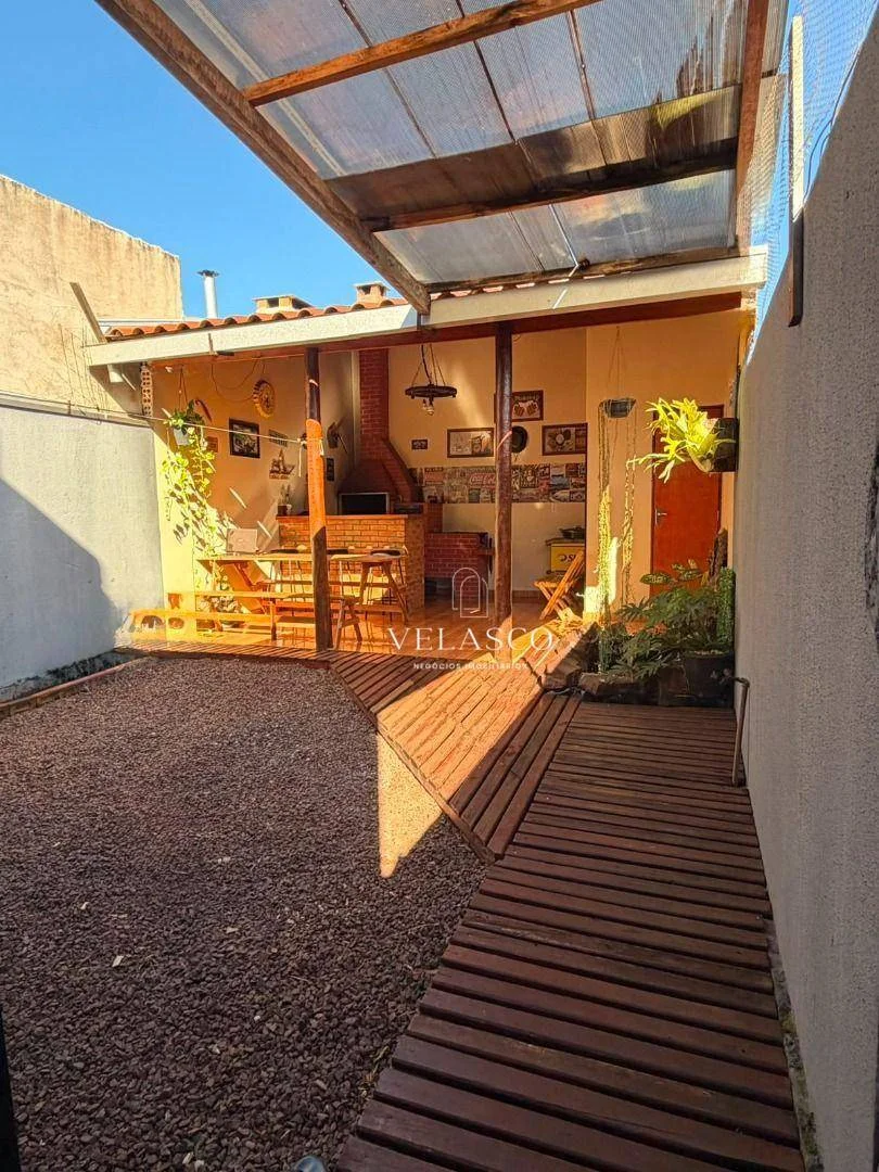 Casa com 2 dormitórios à venda, 87 m² por R$ 399.000 - Santa Felicidade - Cascavel/PR