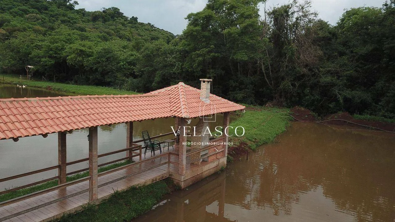 Chácara com 3 açudes à venda, 48400m² por R$ 1.200.000 - Universitário - Cascavel/PR
