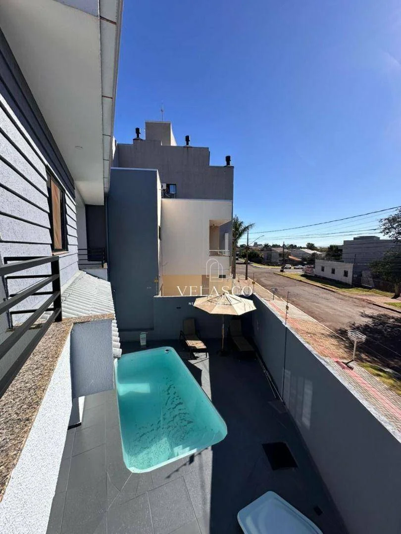 Sobrado com 4 dormitórios à venda, 155 m² por R$ 950.000,00 - Cancelli - Cascavel/PR