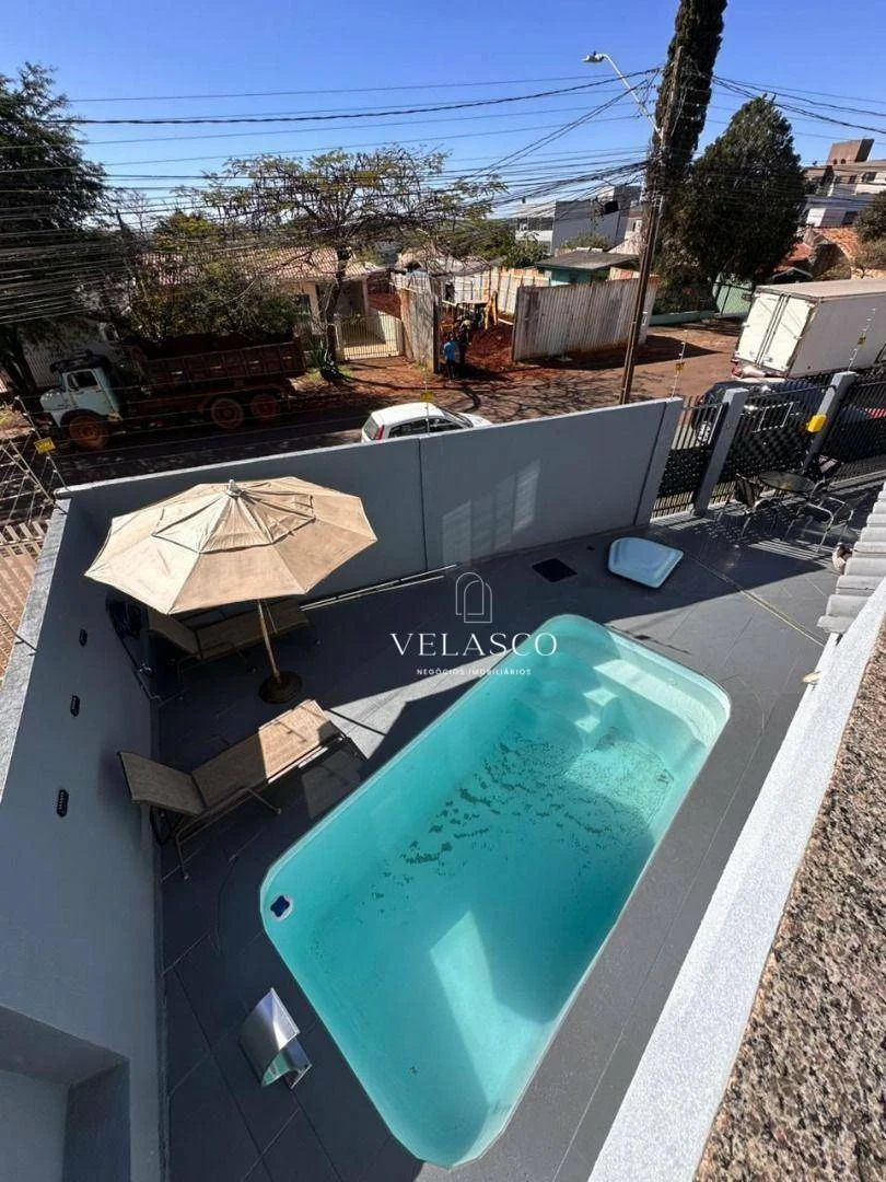 Sobrado com 4 dormitórios à venda, 155 m² por R$ 950.000,00 - Cancelli - Cascavel/PR