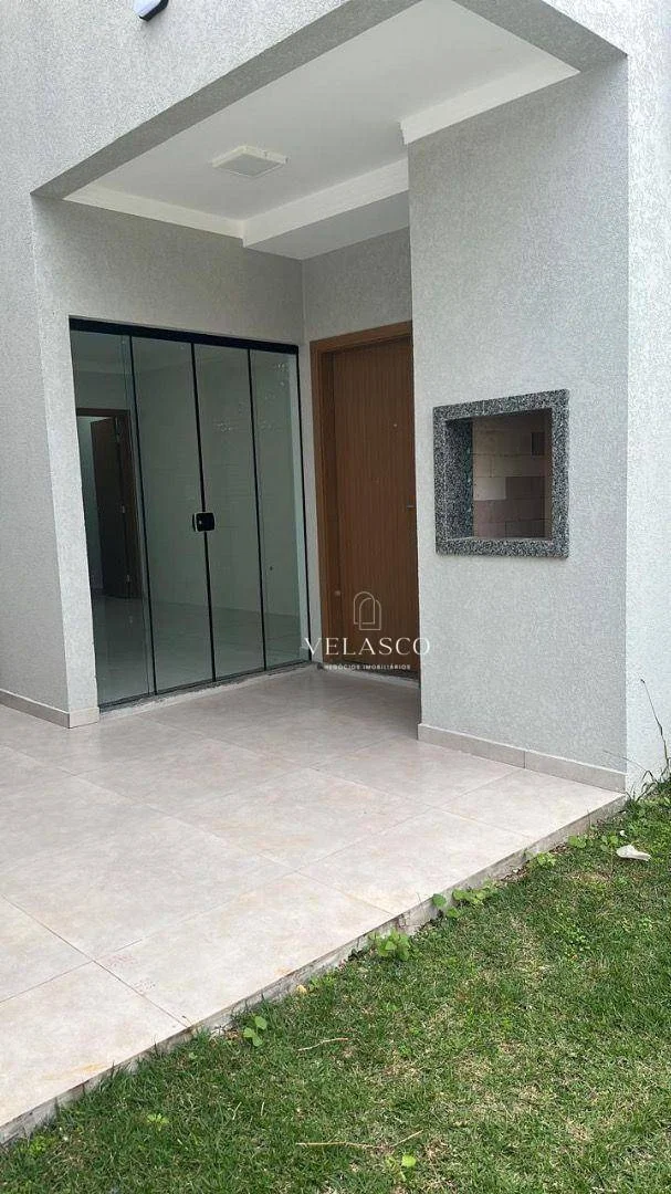 Sobrado com 3 dormitórios à venda, 113 m² por R$ 650.000,00 - Santa Felicidade - Cascavel/PR