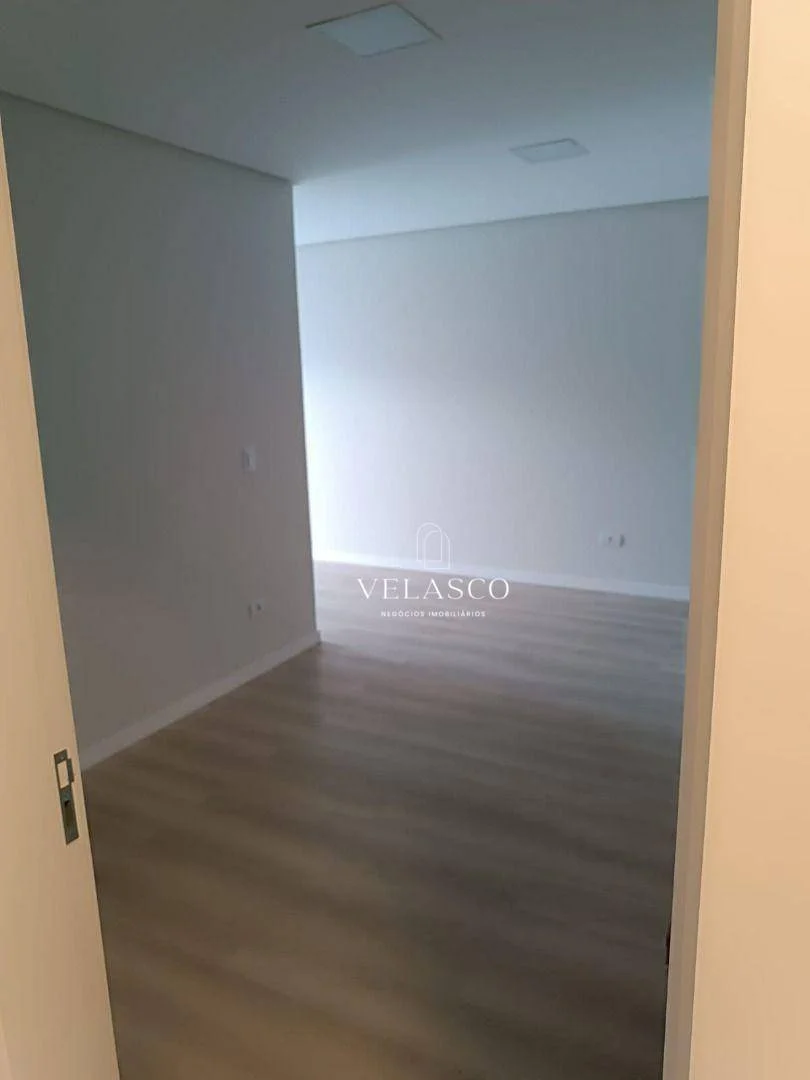 Sobrado com 3 Suítes à venda, 180 m² por R$ 790.000 - Universitário - Cascavel/PR