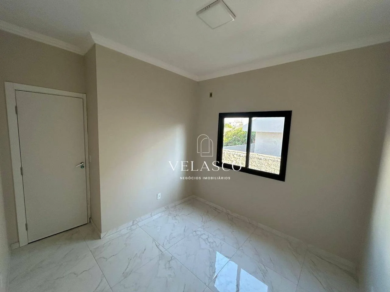 Sobrado com 3 dormitórios à venda, 114 m² por R$ 550.000,00 - Siena - Cascavel/PR