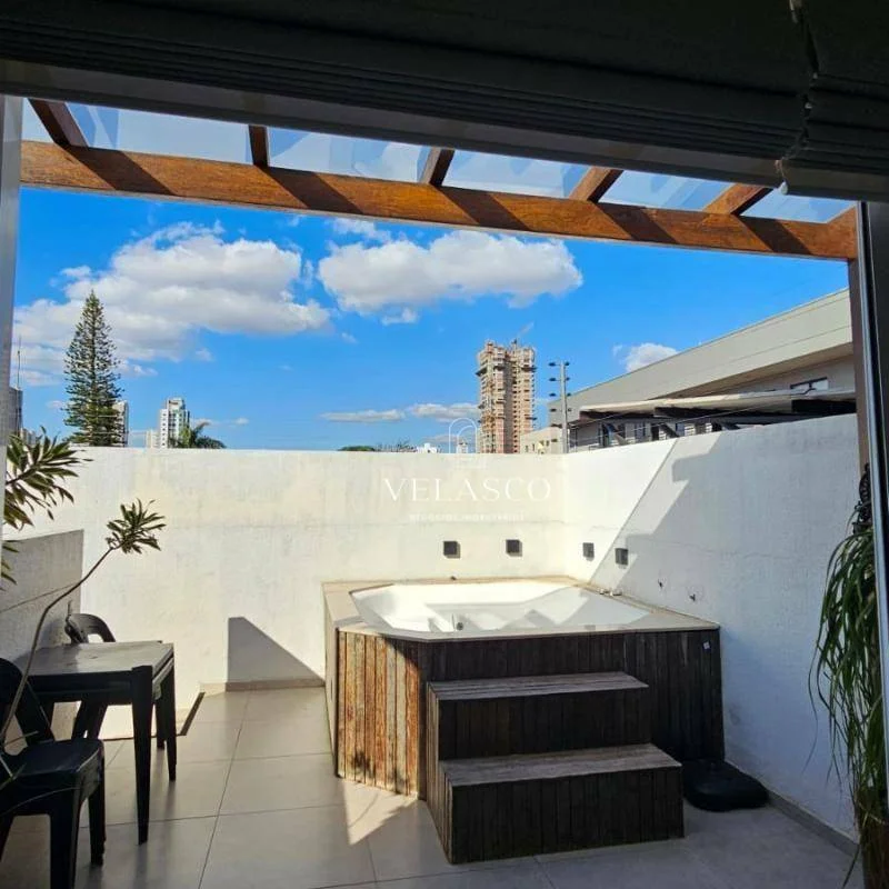 Sobrado com 4 dormitórios à venda, 300 m² por R$ 1.480.000,00 - Centro - Cascavel/PR