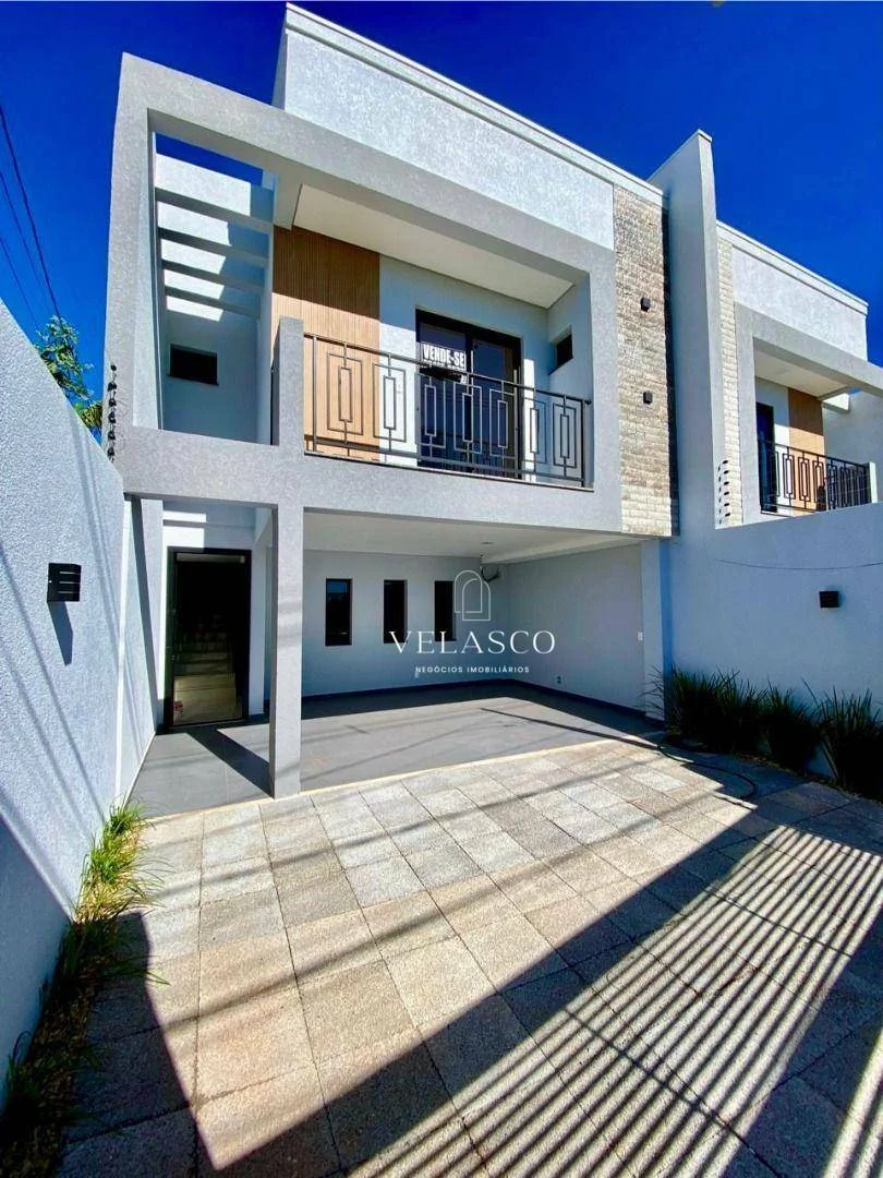 Sobrado com 3 dormitórios à venda, 165 m² por R$ 1.040.000,00 - Coqueiral - Cascavel/PR
