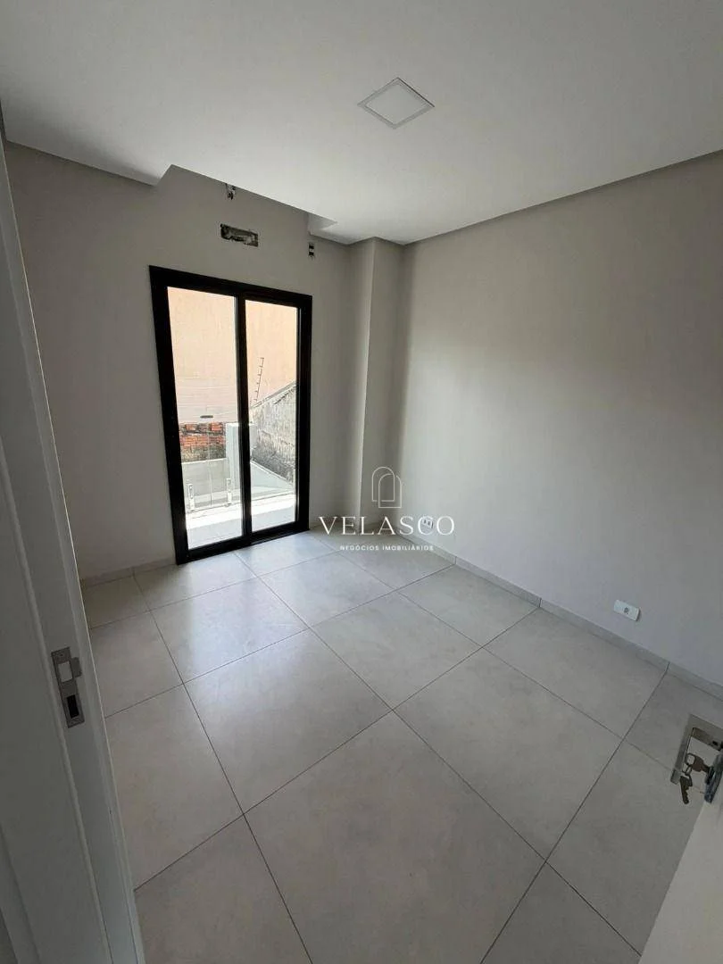 Sobrado com 3 dormitórios à venda, 155 m² por R$ 849.900,00 - Pioneiros Catarinenses - Cascavel/PR