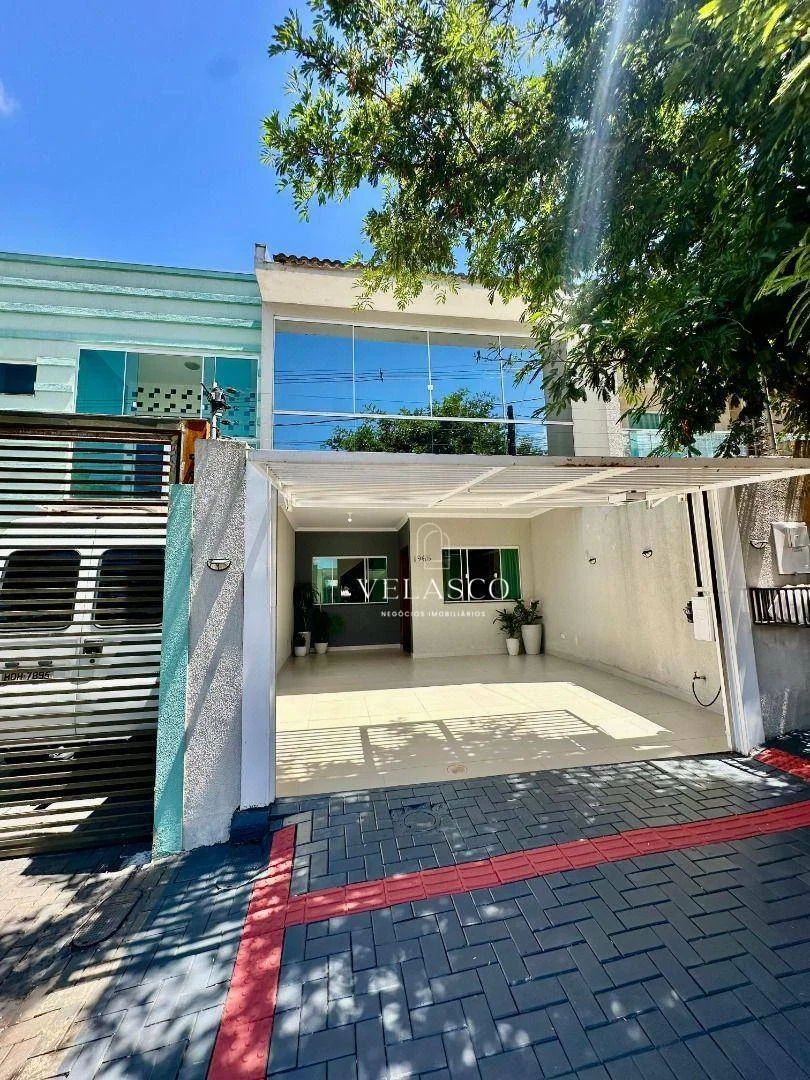 Sobrado com 3 dormitórios à venda, 140 m² por R$ 725.000,00 - Santa Cruz - Cascavel/PR