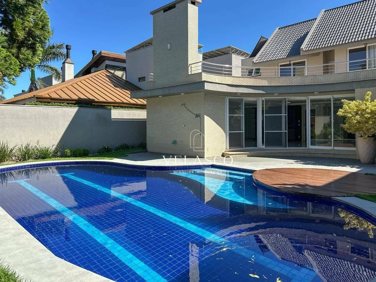 Sobrado com 3 dormitórios à venda, 499 m² por R$ 4.690.000 - Santa Cruz - Cascavel/PR
