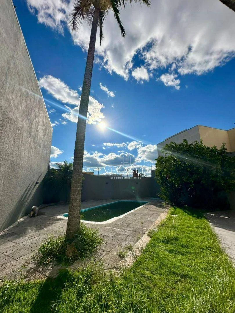 Sobrado com 3 dormitórios à venda, 178 m² por R$ 1.150.000 - Parque Verde - Cascavel/PR
