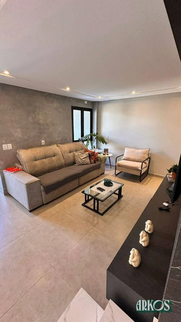 Sobrado com 3 dormitórios à venda, 134 m² por R$ 800.000,00 - Canadá - Cascavel/PR
