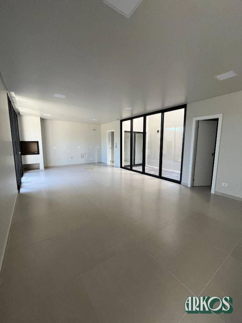 Sobrado com 2 dormitórios à venda, 117 m² por R$ 690.000,00 - Cancelli - Cascavel/PR
