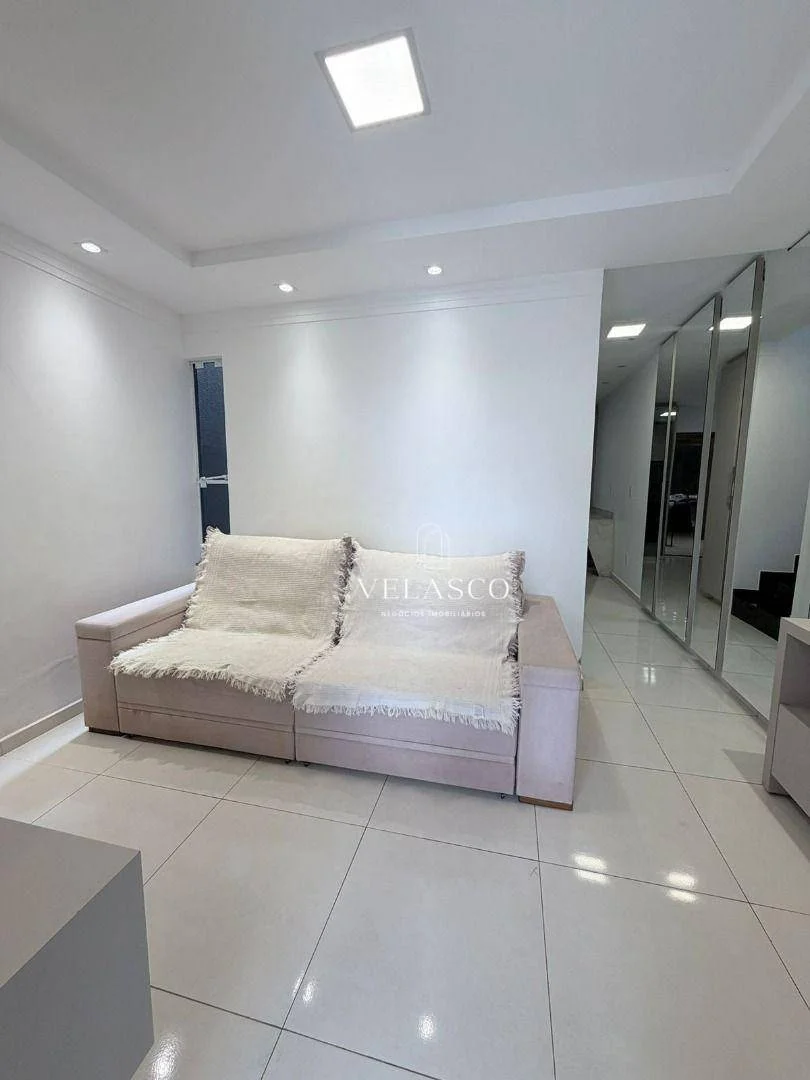 Sobrado com 3 dormitórios à venda, 167 m² por R$ 680.000 - Esmeralda - Cascavel/PR