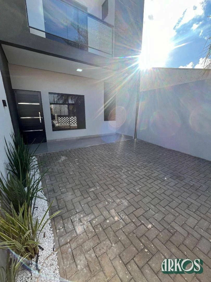 Sobrado à venda, 81 m² por R$ 450.000,00 - Loteamento Mirante - Cascavel/PR