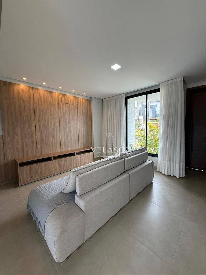 Sobrado com 3 dormitórios à venda, 184 m² por R$ 1.690.000 - Santo Inácio - Cascavel/PR