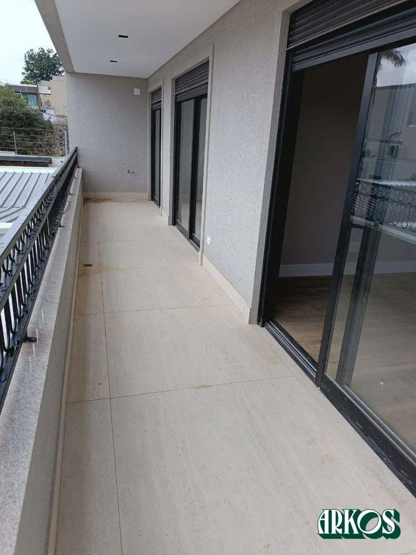 Sobrado com 4 dormitórios à venda, 403 m² por R$ 3.100.000,00 - Região do Lago 2 - Cascavel/PR