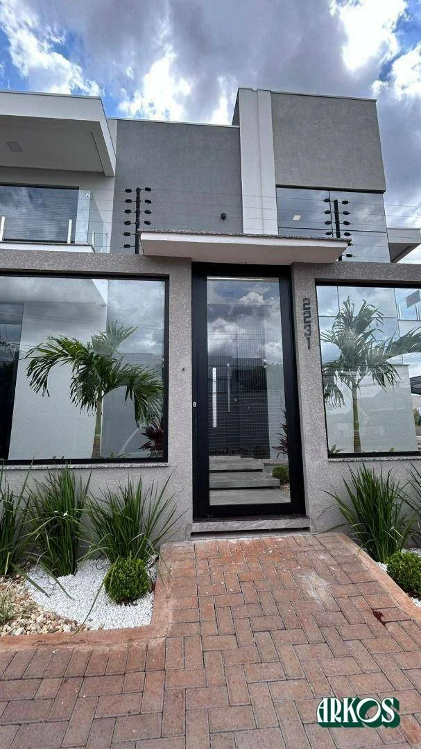 Sobrado com 3 dormitórios à venda, 156 m² por R$ 1.190.000,00 - Santa Cruz - Cascavel/PR