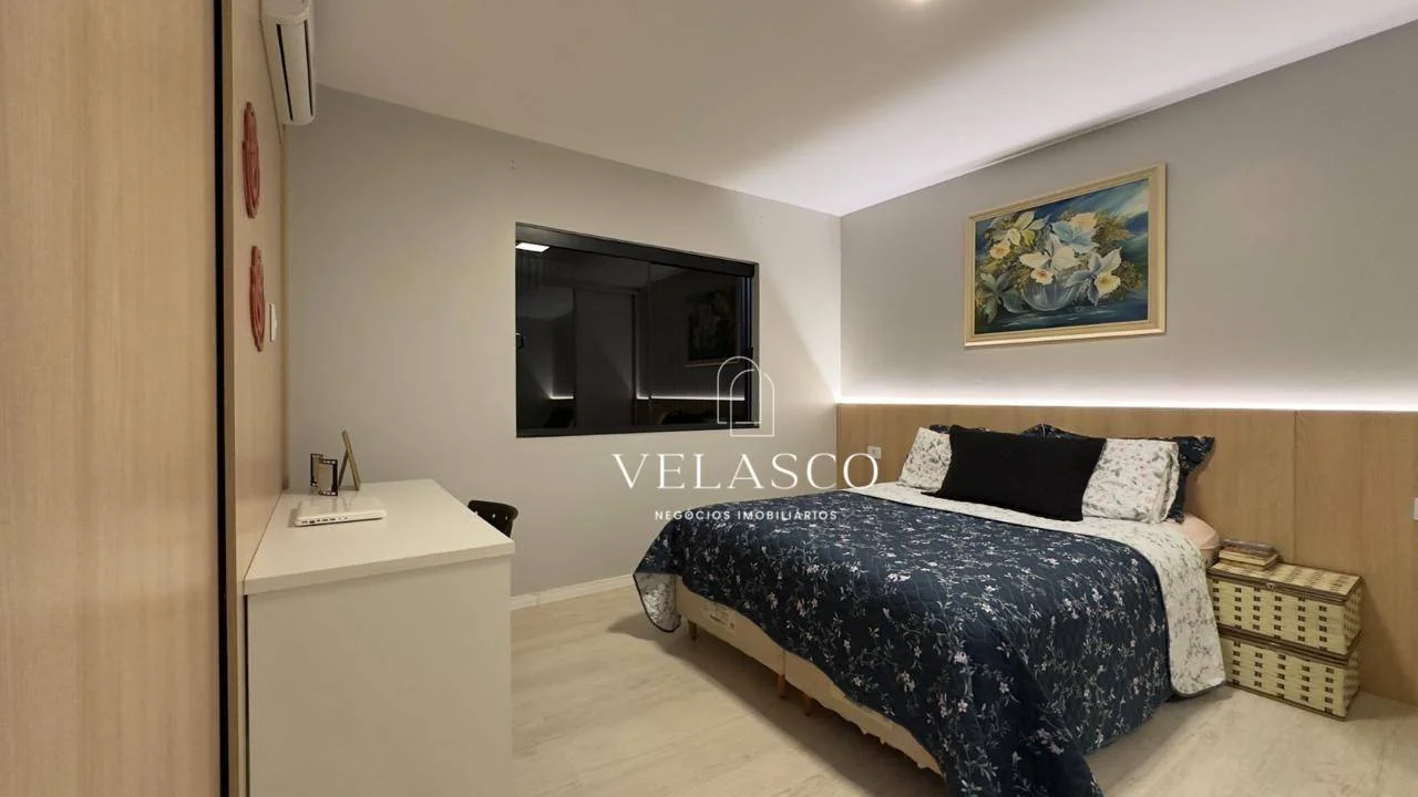 Sobrado com 4 dormitórios à venda, 180 m² por R$ 1.280.000 - Região do Lago 2 - Cascavel/PR