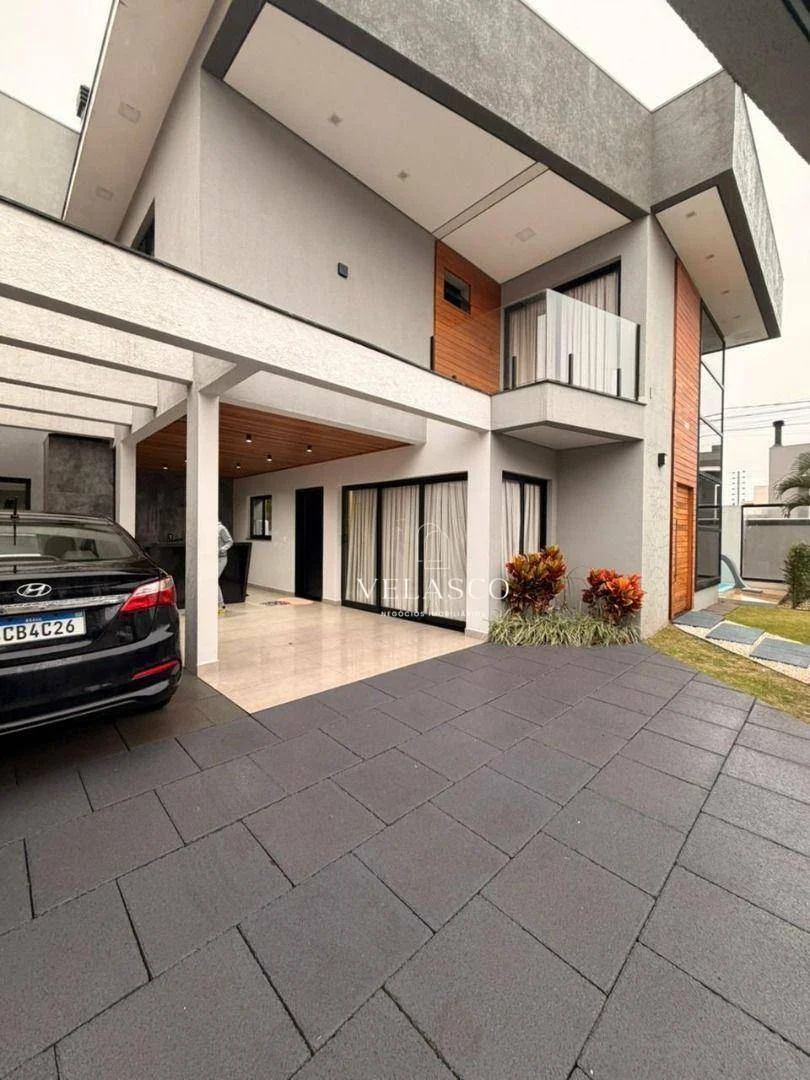 Sobrado com 3 dormitórios à venda, 175 m² por R$ 2.000.000 - Pioneiros Catarinenses - Cascavel/PR