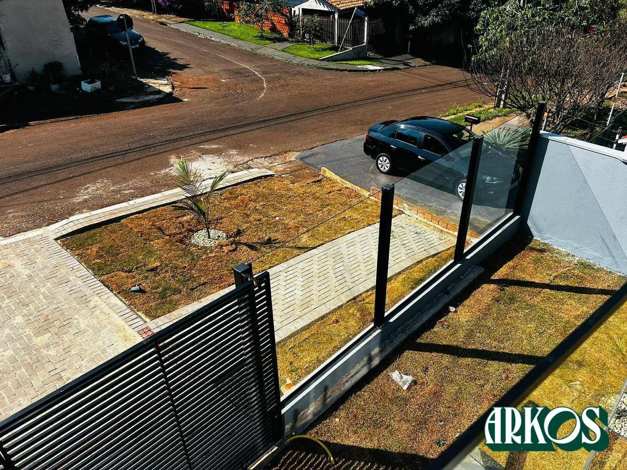 Sobrado com 3 dormitórios à venda, 166 m² por R$ 759.000,00 - Universitário - Cascavel/PR