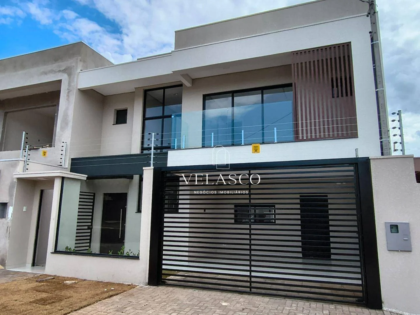 Sobrado com 3 dormitórios à venda, 153 m² por R$ 950.000 - Parque São Paulo - Cascavel/PR