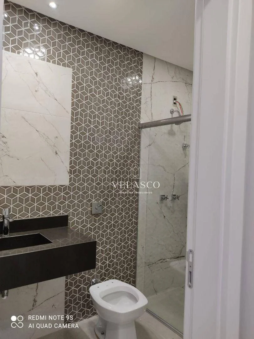 Sobrado com 3 dormitórios à venda, 257 m² por R$ 1.580.000 - Canadá - Cascavel/PR