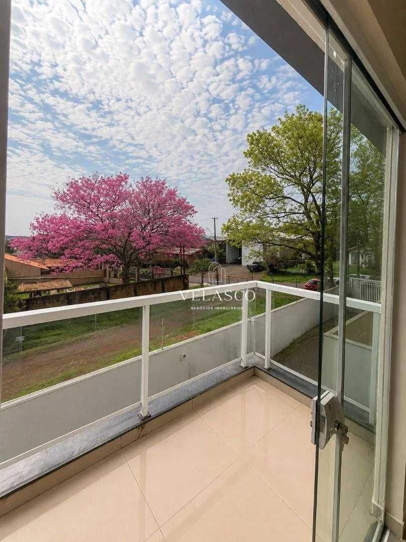 Sobrado com 2 dormitórios à venda, 102 m² por R$ 530.000 - Canadá - Cascavel/PR