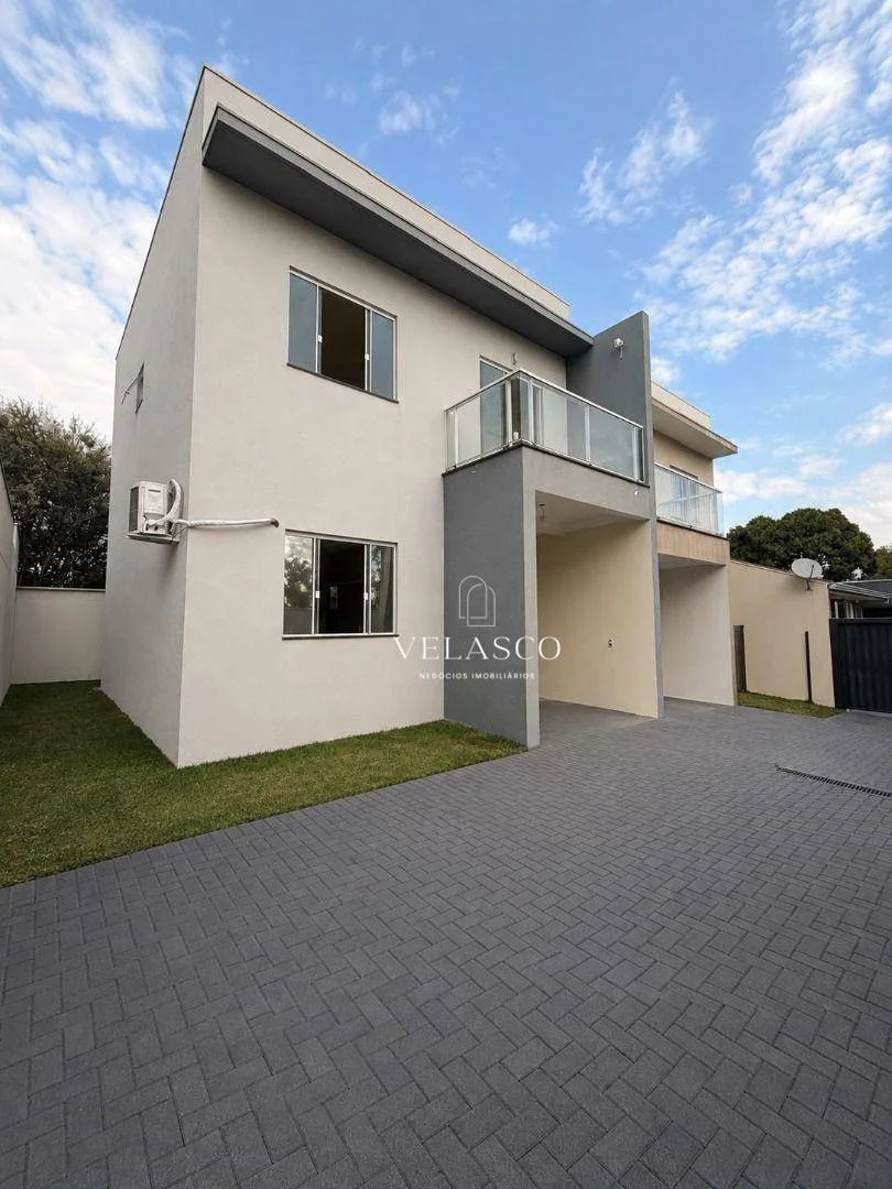 Sobrado com 2 dormitórios à venda, 102 m² por R$ 530.000 - Canadá - Cascavel/PR