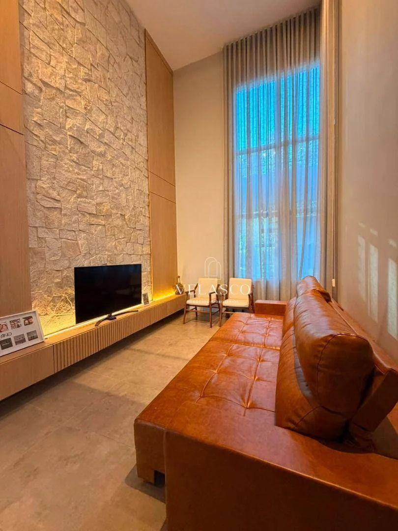 Sobrado com 3 dormitórios à venda, 243 m² por R$ 2.500.000 - Tropical - Cascavel/PR