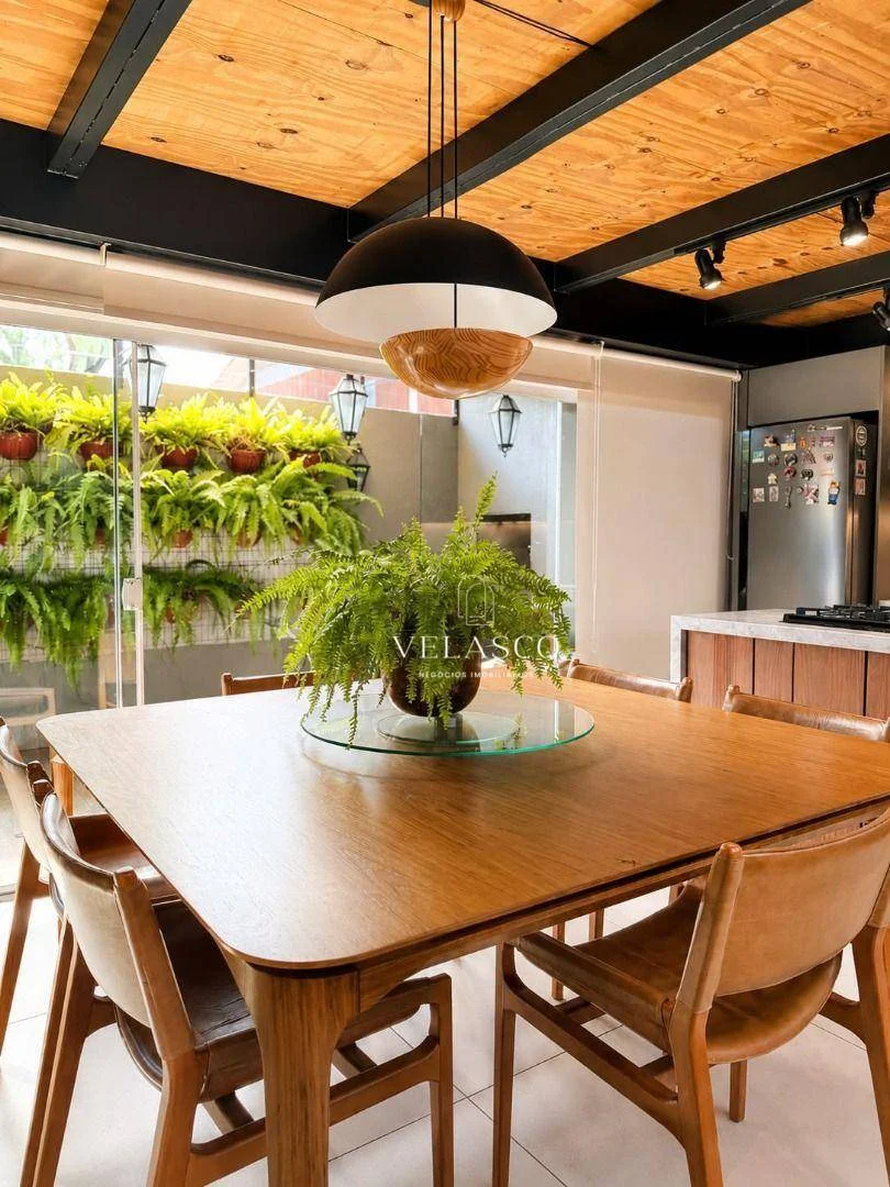 Sobrado com 2 dormitórios à venda, 98 m² por R$ 850.000 - Canadá - Cascavel/PR
