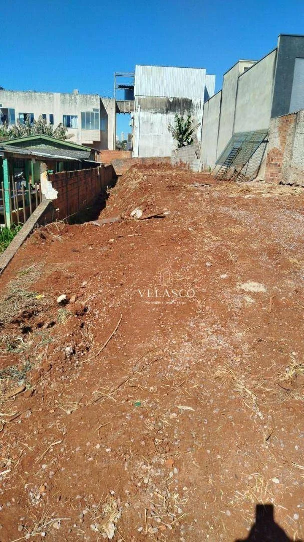 Terreno à venda, 206 m² por R$ 170.000,00 - Claudete - Cascavel/PR