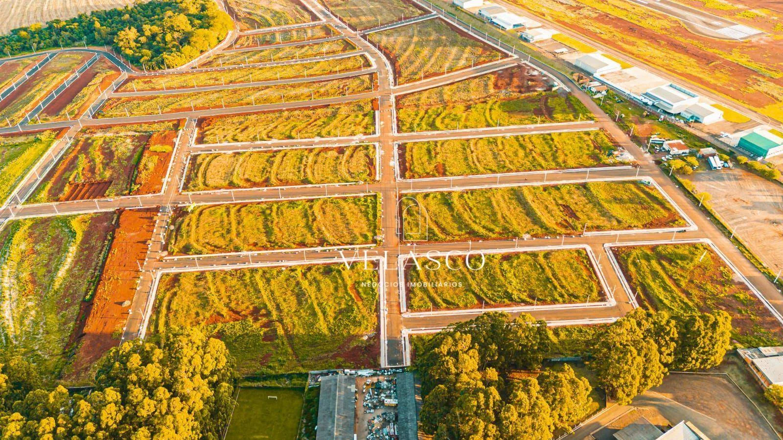 Terreno à venda, 210 m² por R$ 151.725 - Guarujá - Cascavel/PR
