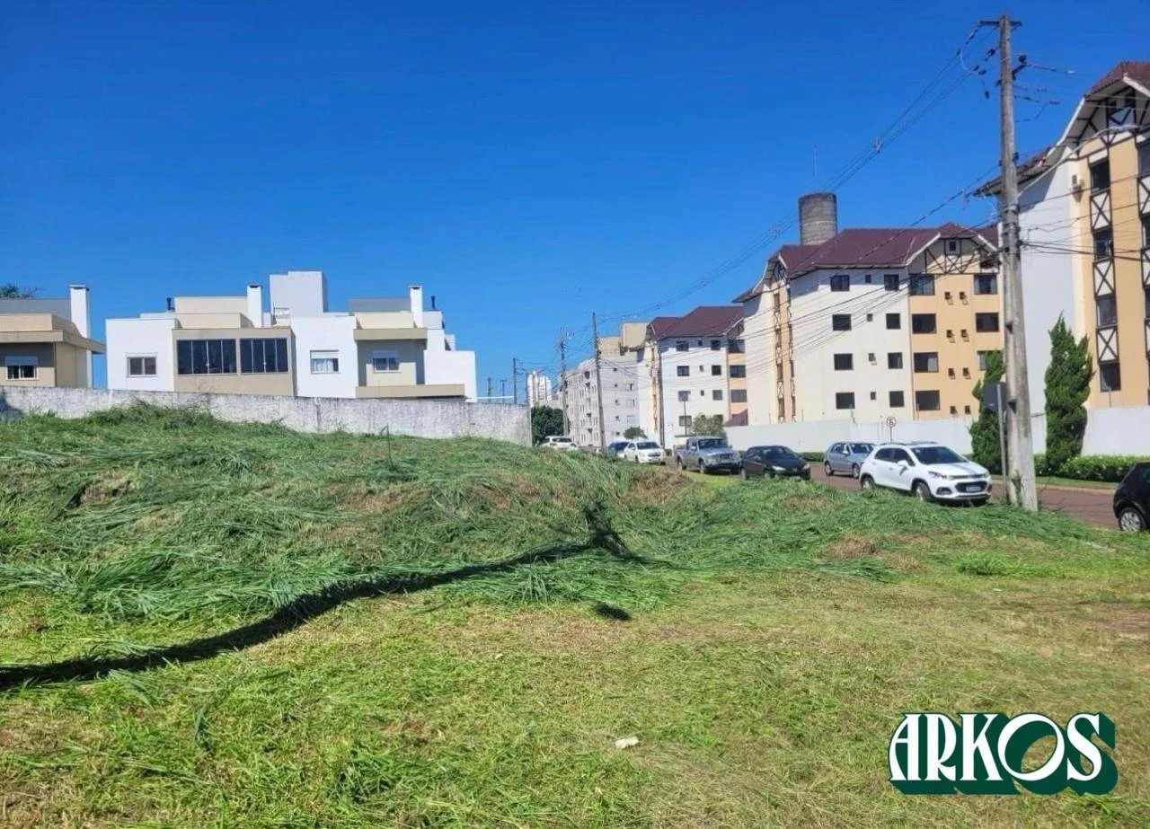 Terreno à venda, 487 m² por R$ 850.000,00 - Country - Cascavel/PR