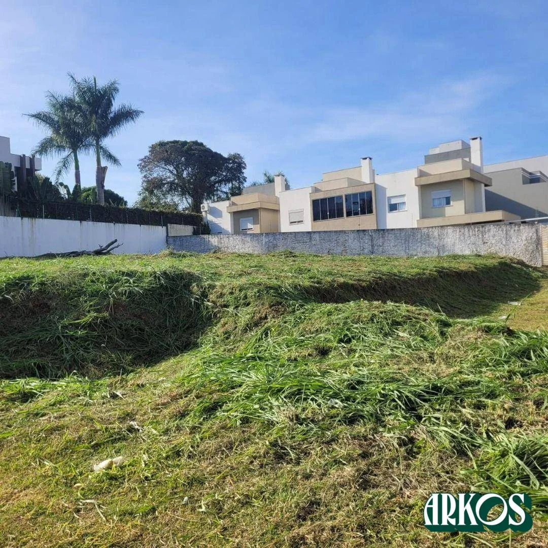 Terreno à venda, 487 m² por R$ 850.000,00 - Country - Cascavel/PR