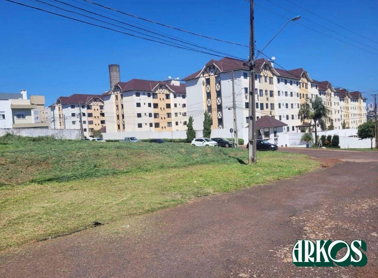Terreno à venda, 952 m² por R$ 1.600.000,00 - Country - Cascavel/PR
