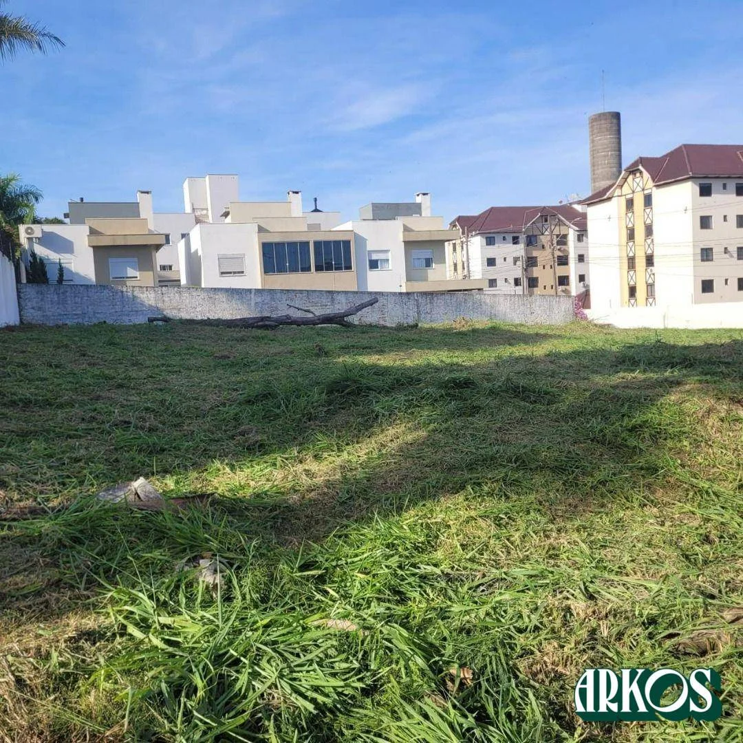Terreno à venda, 952 m² por R$ 1.600.000,00 - Country - Cascavel/PR