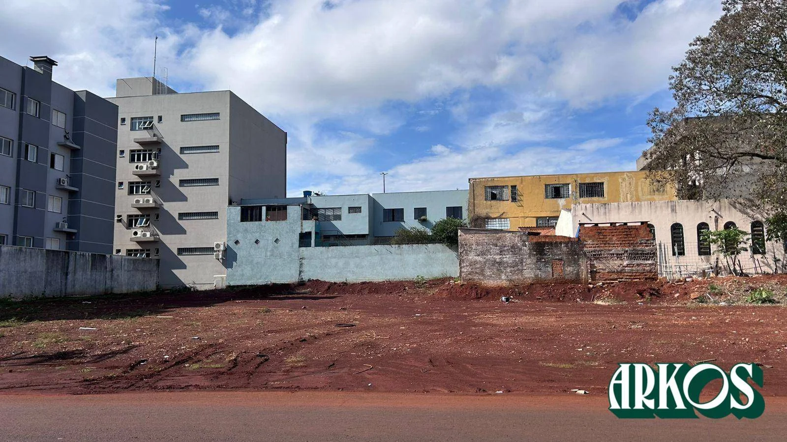 Terreno à venda, 1452 m² por R$ 2.800.000,00 - Alto Alegre - Cascavel/PR