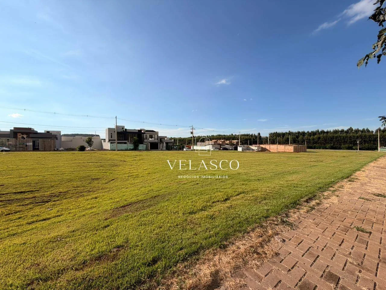 Terreno à venda, 301 m² por R$ 310.000 - Tropical IV - Cascavel/PR