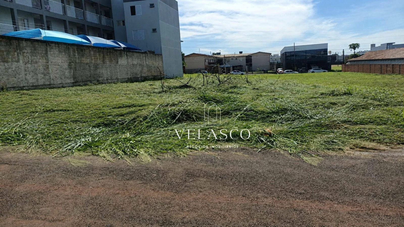 Terreno à venda, 525 m² por R$ 525.000 - Santo Inácio - Cascavel/PR