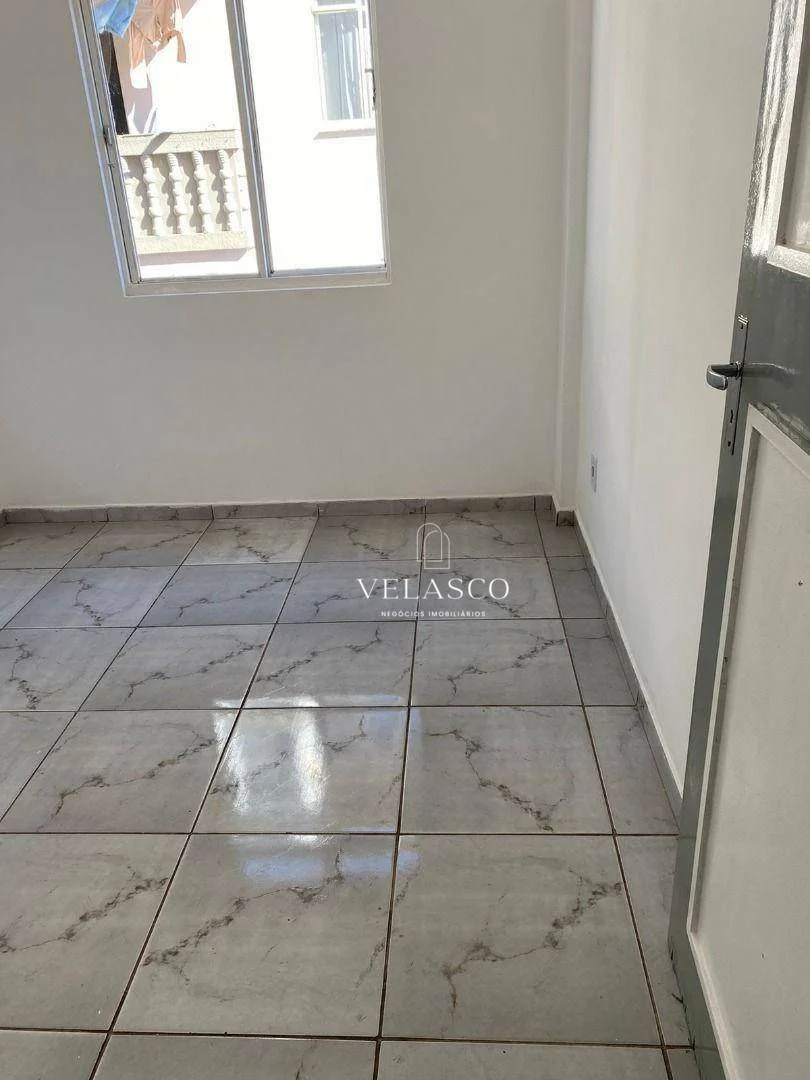 Apartamento com 3 dormitórios à venda, 75 m² por R$ 280.000,00 - Centro - Cascavel/PR