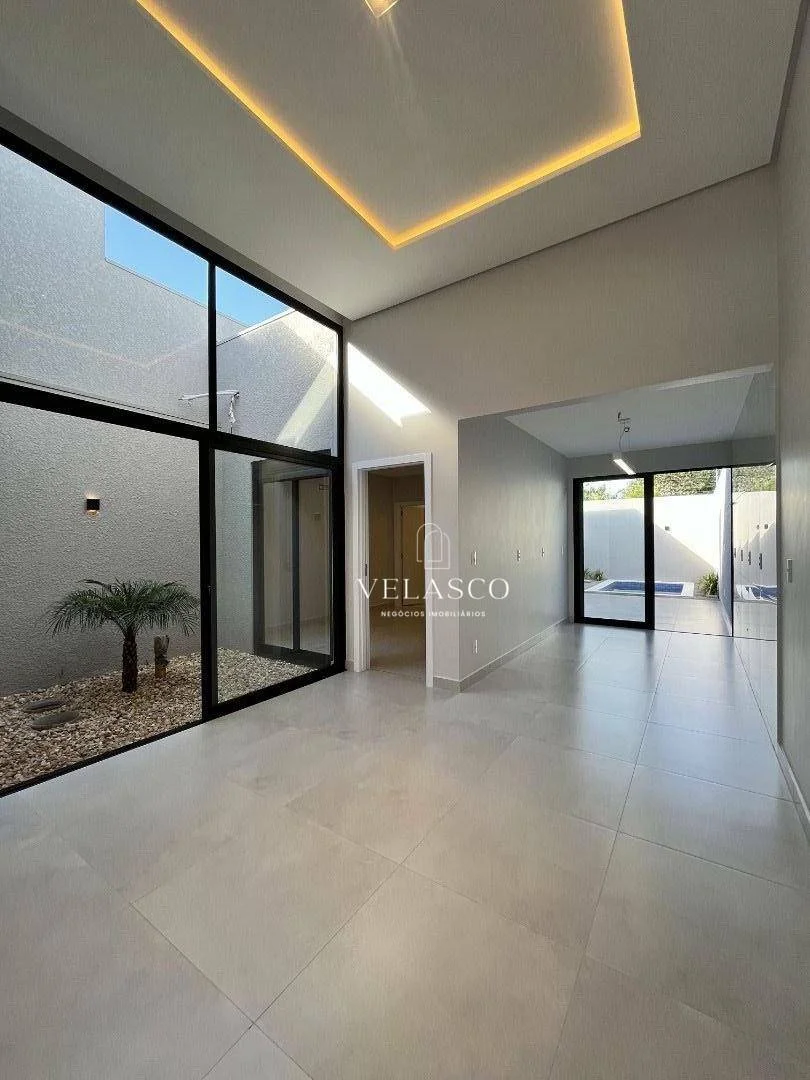 CASA COM PISCINA NO VEREDAS – CONFORTO E SOFISTICAÇÃO DE ALTO PADRÃO