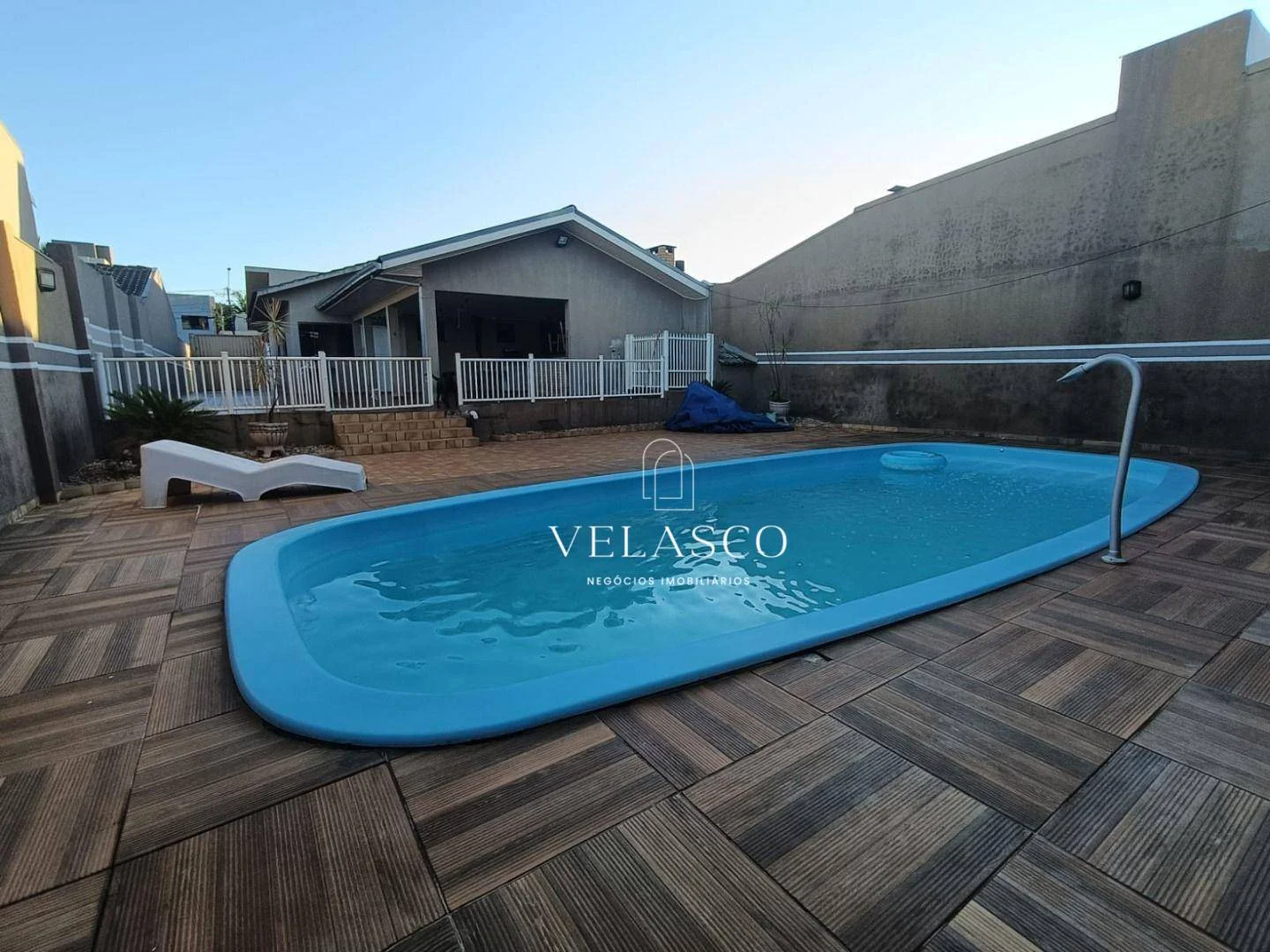 Casa com Suíte + 2 Quartos no Pioneiros Catarinense com Piscina! ???
