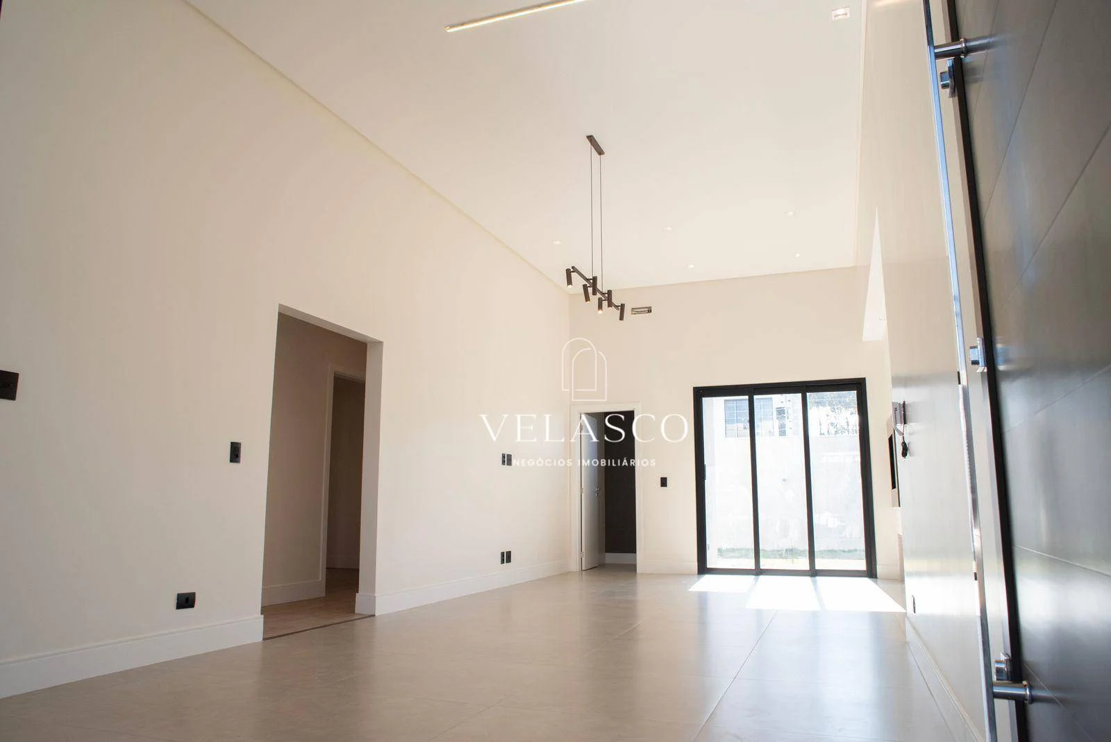 Casa Alto padrão 3 Suítes à venda, 166 m² por R$ 1.390.000 - Tropical III - Cascavel/PR