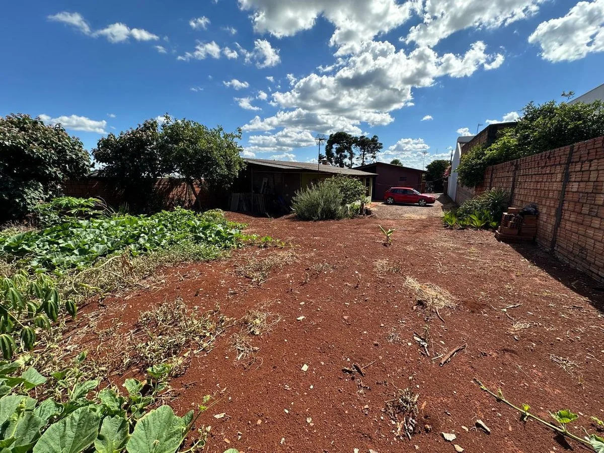 Residencial à Venda, Santa Felicidade - Cascavel