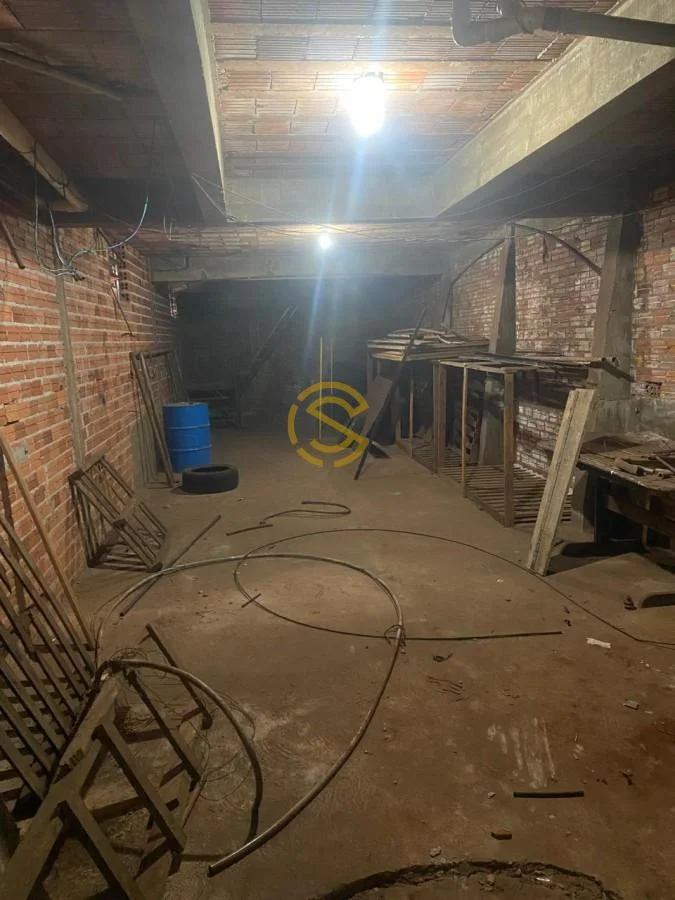 Barracão para Locação em Toledo, Centro, 1 banheiro