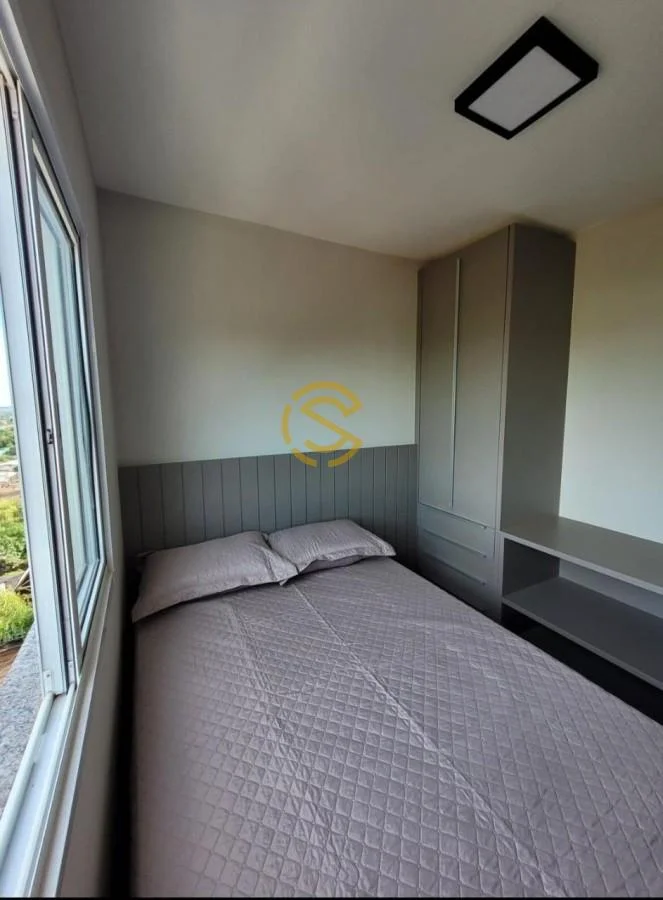 Apartamento para Venda em Cascavel, Santa Cruz, 2 dormitórios, 1 banheiro, 1 vaga